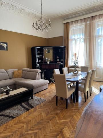 Izabella Home Budapest Extérieur photo