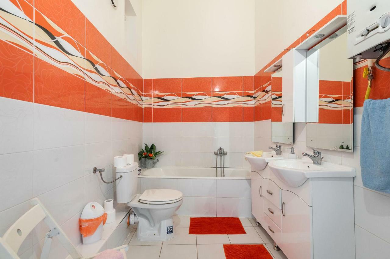 Izabella Home Budapest Extérieur photo