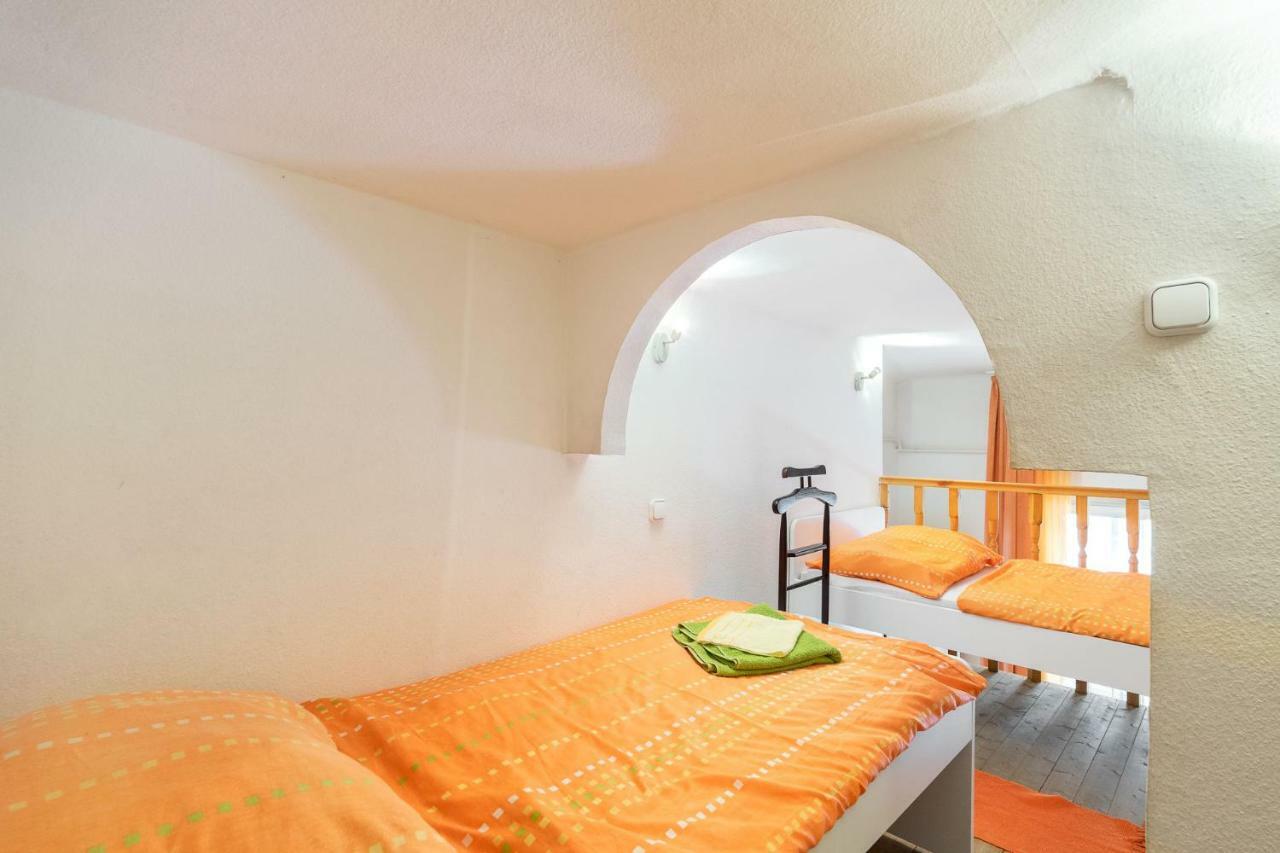 Izabella Home Budapest Extérieur photo