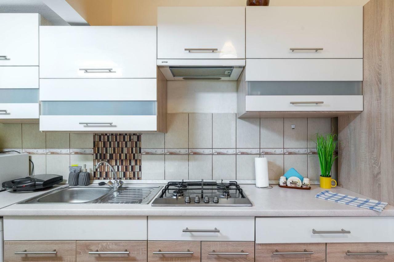 Izabella Home Budapest Extérieur photo