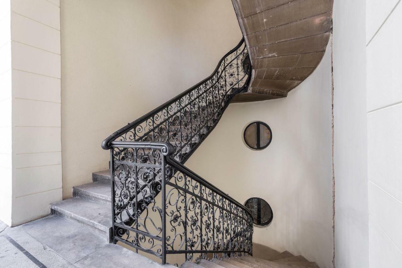 Izabella Home Budapest Extérieur photo